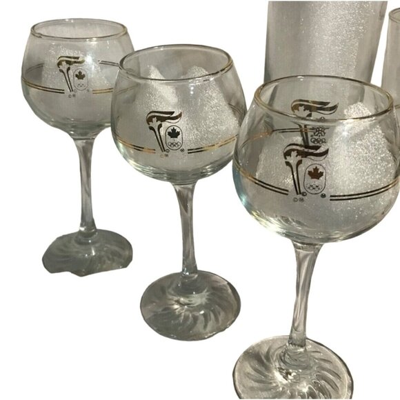 Vintage Calgary 1988 Winter Olympic Commemorative Glassware Set Set of 8 - Picture 2 of 4
